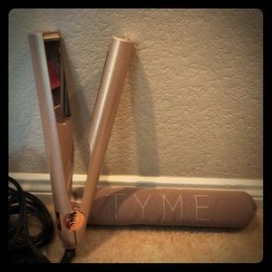TYME curling/flat iron